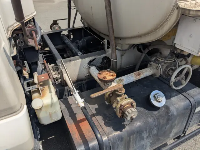 いすゞ フォワード SKG-FRR90S2(2WD)の写真33
