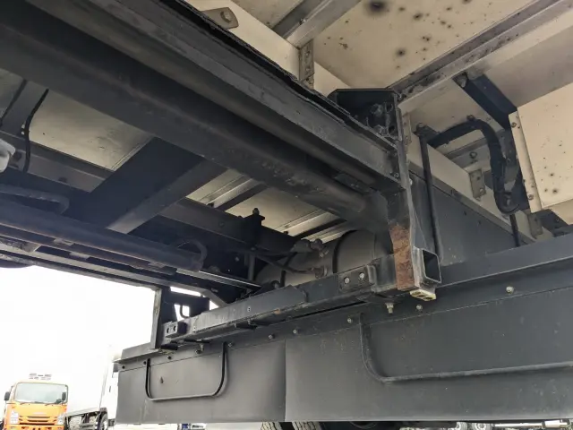 日野 レンジャー 2KG-FD2ABG(2WD)の写真33
