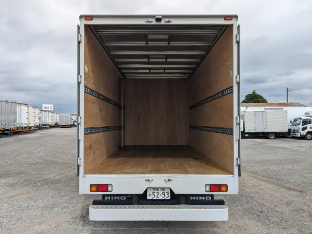 日野 デュトロ 2RG-XZU712M(2WD)の写真8
