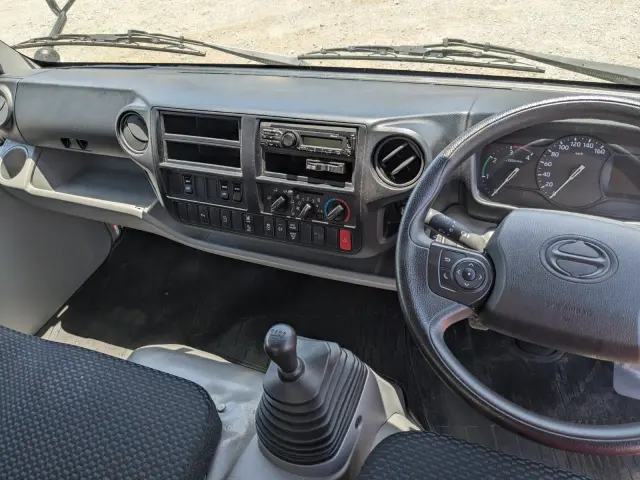 日野 デュトロ 2RG-XZU712M(2WD)の写真28