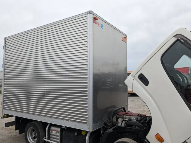 日野 デュトロ 2RG-XZC605M(2WD)の写真42