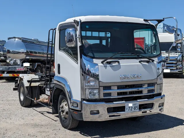 いすゞ フォワード PKG-FRR90S2(2WD)の写真2