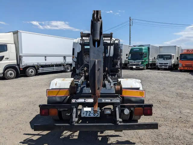 いすゞ フォワード PKG-FRR90S2(2WD)の写真24