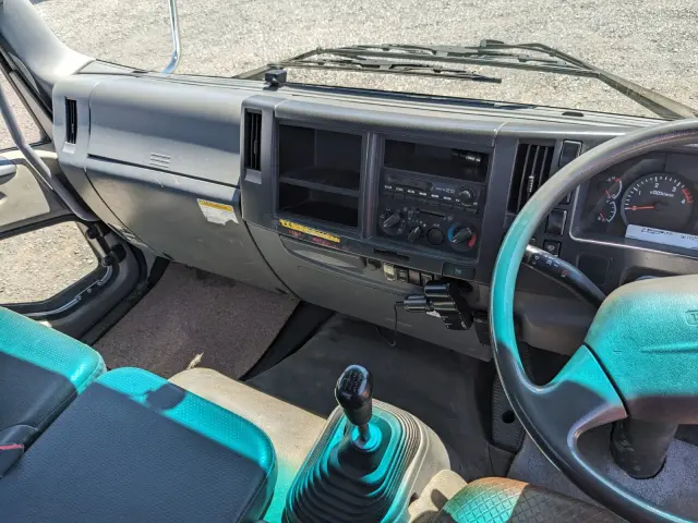 いすゞ フォワード PKG-FRR90S2(2WD)の写真28