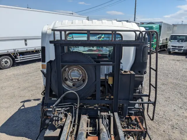 いすゞ フォワード PKG-FRR90S2(2WD)の写真32