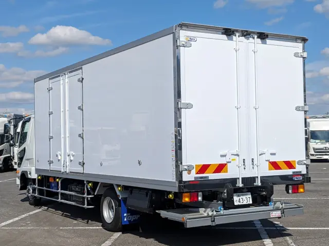 三菱 ファイター 2KG-FK65F(2WD)の写真3