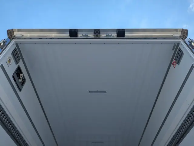 三菱 ファイター 2KG-FK65F(2WD)の写真14
