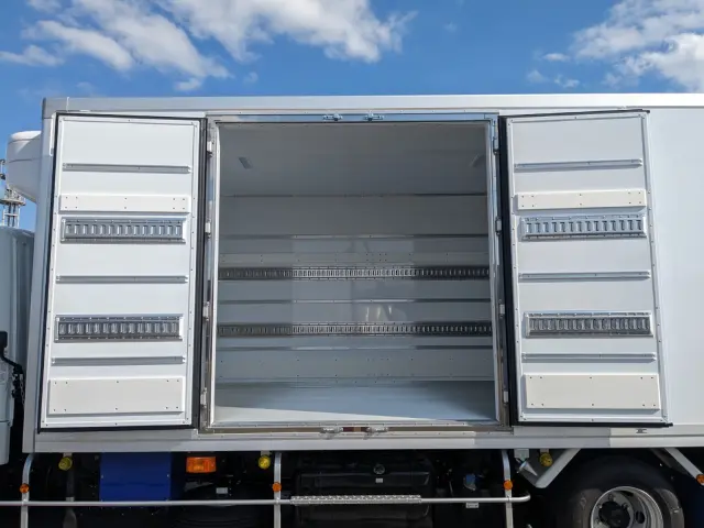 三菱 ファイター 2KG-FK65F(2WD)の写真32
