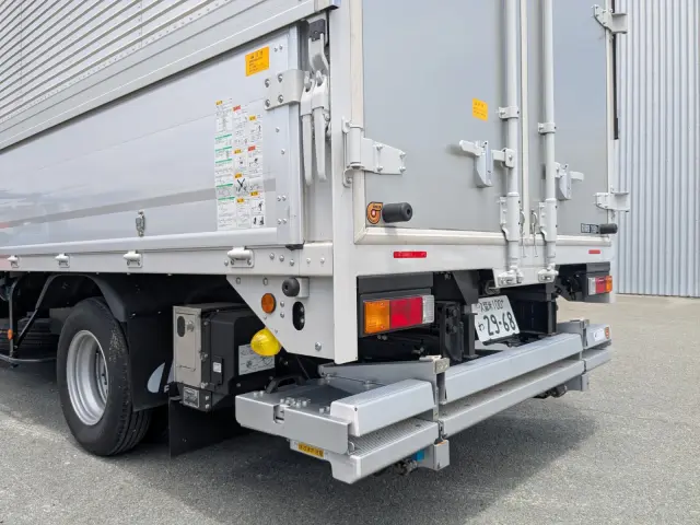 三菱 キャンター 2RG-FEB50(2WD)の写真5