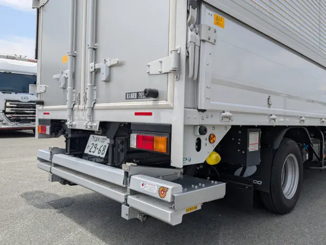 三菱 キャンター 2RG-FEB50(2WD)の写真6