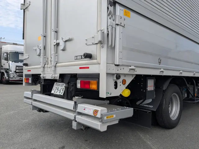 三菱 キャンター 2RG-FEB50(2WD)の写真6