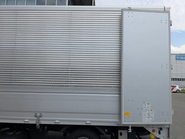 三菱 キャンター 2RG-FEB50(2WD)の写真9