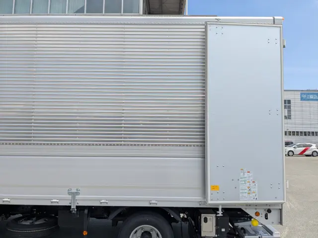 三菱 キャンター 2RG-FEB50(2WD)の写真9