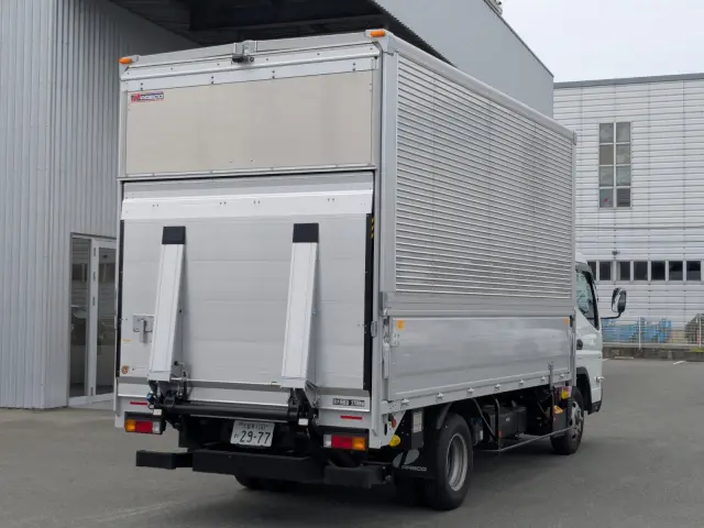 三菱 キャンター 2RG-FEB50(2WD)の写真4