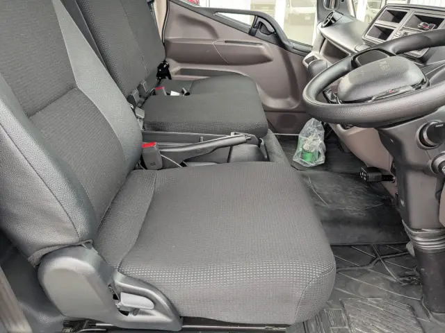 三菱 キャンター 2RG-FEB50(2WD)の写真40