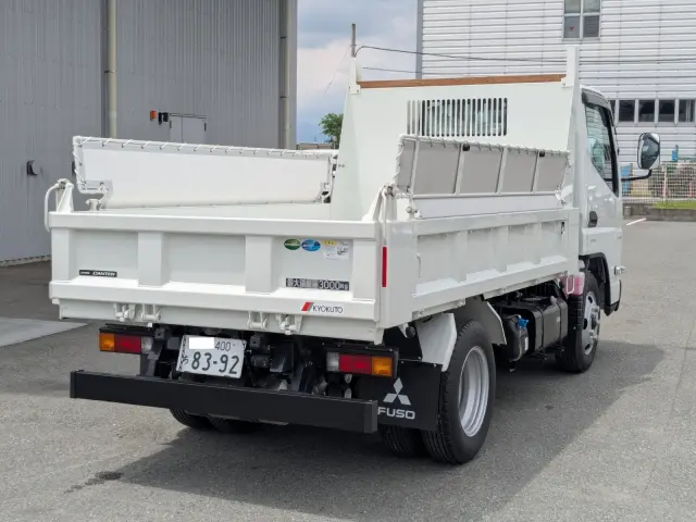 三菱 キャンター 2RG-FBA60(2WD)の写真4