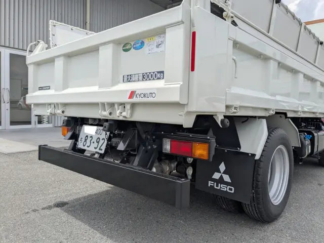 三菱 キャンター 2RG-FBA60(2WD)の写真6