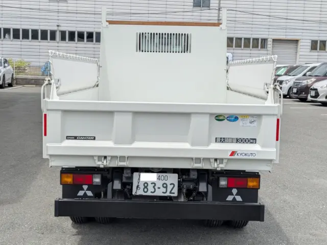 三菱 キャンター 2RG-FBA60(2WD)の写真7
