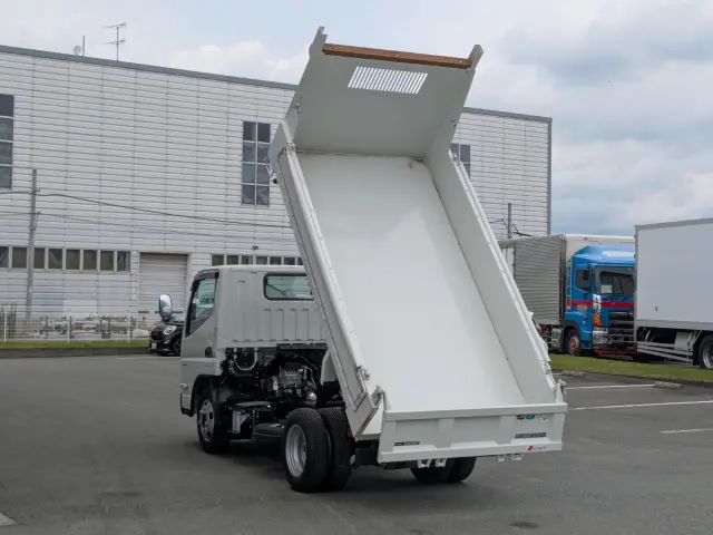 三菱 キャンター 2RG-FBA60(2WD)の写真19