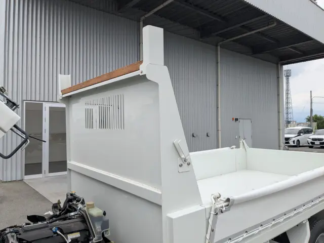三菱 キャンター 2RG-FBA60(2WD)の写真41