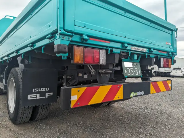 いすゞ エルフ 2RG-NKR88R(2WD)の写真7