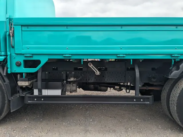 いすゞ エルフ 2RG-NKR88R(2WD)の写真20