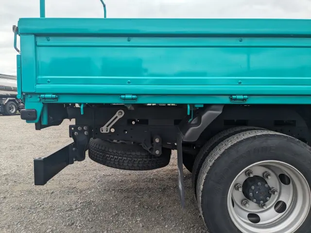 いすゞ エルフ 2RG-NKR88R(2WD)の写真21