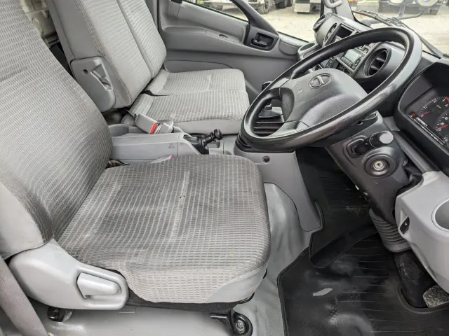 日野 デュトロ TKG-XZU712M(2WD)の写真27