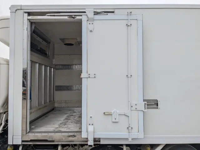 日野 デュトロ TKG-XZU712M(2WD)の写真33