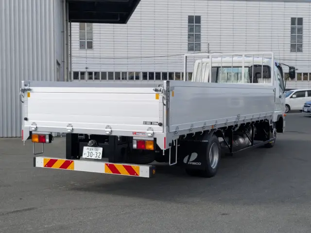 三菱 ファイター 2KG-FK65F(2WD)の写真4