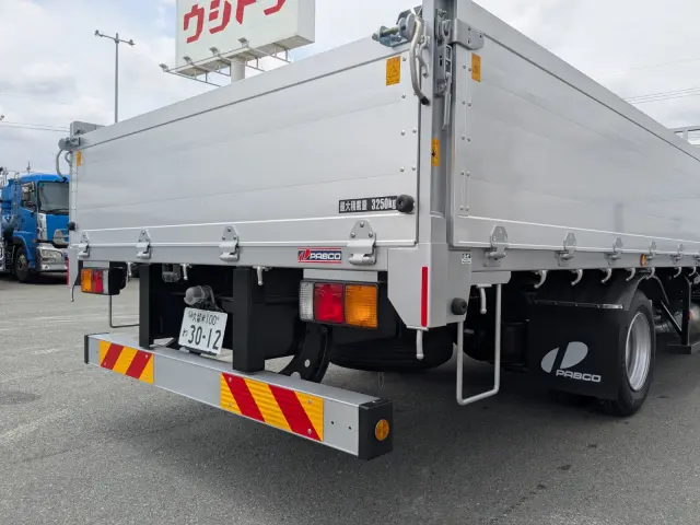 三菱 ファイター 2KG-FK65F(2WD)の写真6