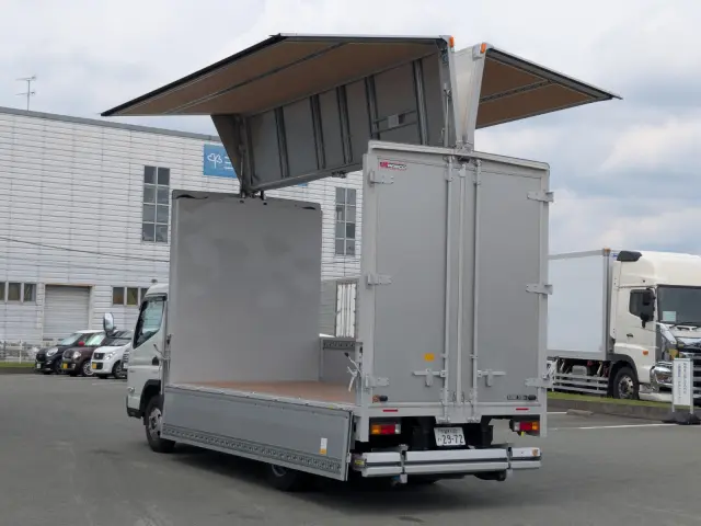 三菱 キャンター 2RG-FEB50(2WD)の写真18