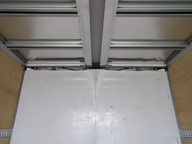 日野 レンジャー 2KG-FD2ABG(2WD)の写真12