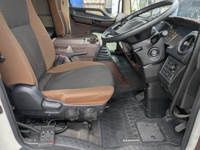 日野 レンジャー 2KG-FD2ABG(2WD)の写真39