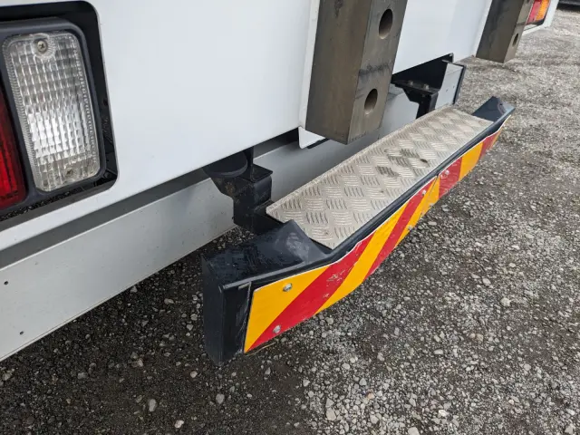 三菱 ファイター 2KG-FK65F(2WD)の写真10