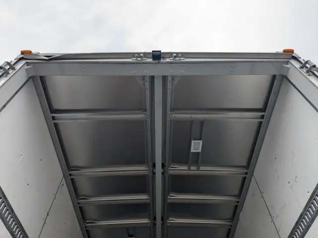 三菱 ファイター 2KG-FK65F(2WD)の写真11
