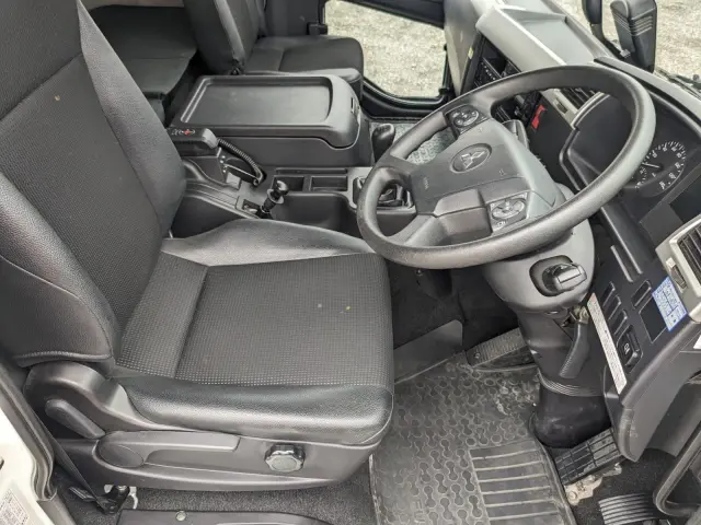 三菱 ファイター 2KG-FK65F(2WD)の写真22