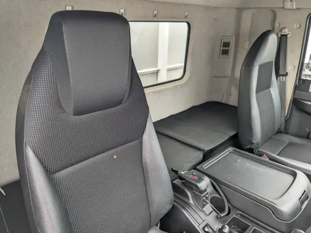 三菱 ファイター 2KG-FK65F(2WD)の写真24