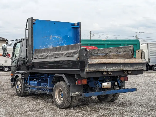 三菱 ファイター 2KG-FK62F(2WD)の写真4