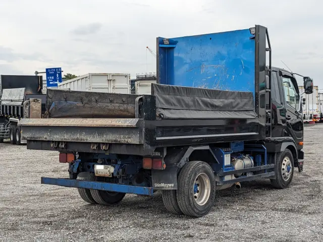 三菱 ファイター 2KG-FK62F(2WD)の写真5