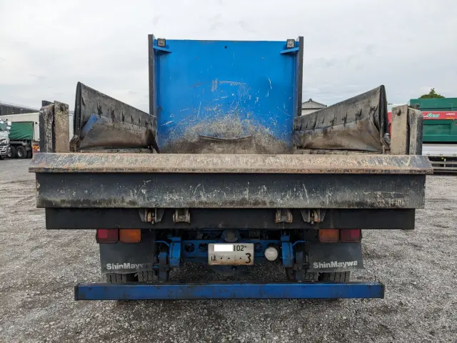 三菱 ファイター 2KG-FK62F(2WD)の写真6