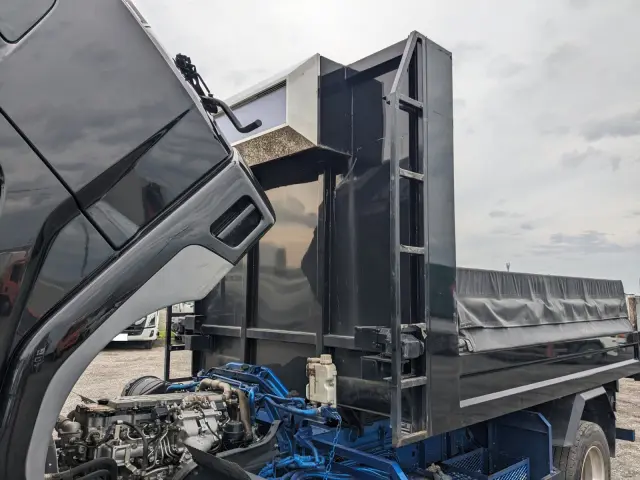 三菱 ファイター 2KG-FK62F(2WD)の写真46