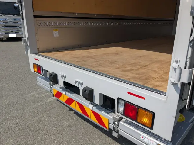 三菱 ファイター 2KG-FK65F(2WD)の写真17