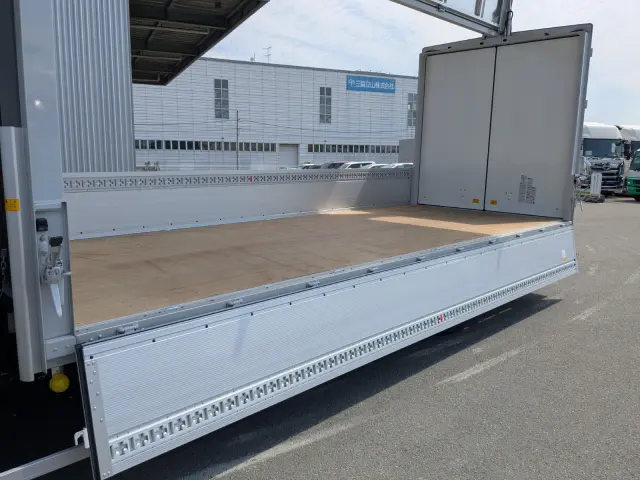 三菱 ファイター 2KG-FK65F(2WD)の写真32