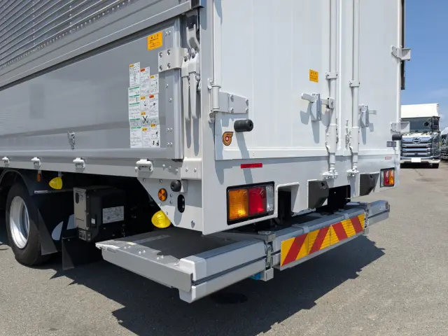 三菱 ファイター 2KG-FK65F(2WD)の写真5
