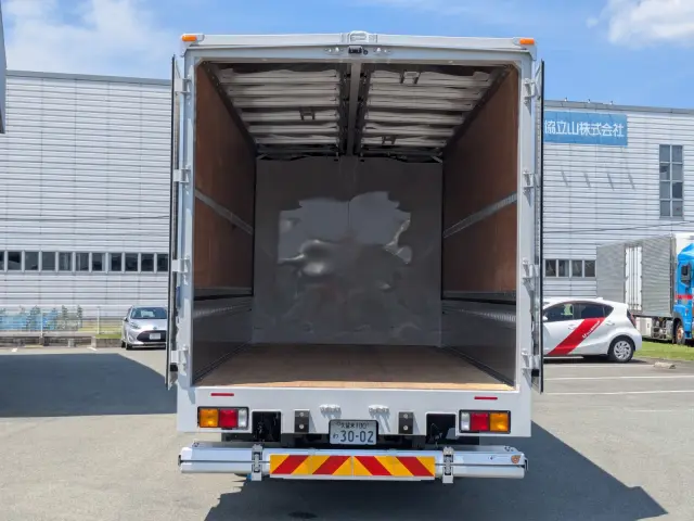 三菱 ファイター 2KG-FK65F(2WD)の写真8
