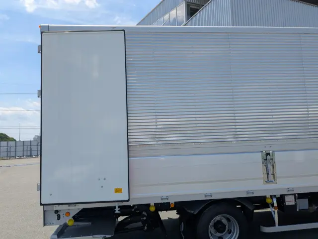 三菱 ファイター 2KG-FK65F(2WD)の写真13