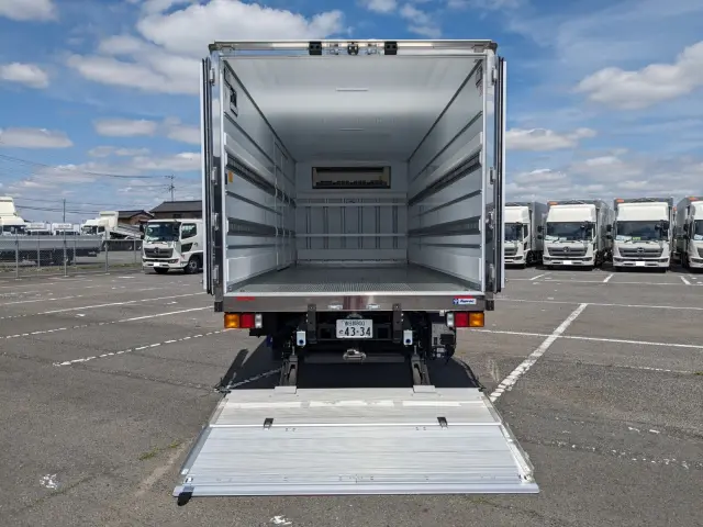 三菱 ファイター 2KG-FK65F(2WD)の写真10