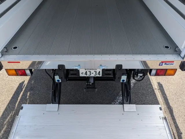 三菱 ファイター 2KG-FK65F(2WD)の写真13