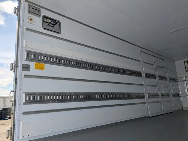 三菱 ファイター 2KG-FK65F(2WD)の写真22